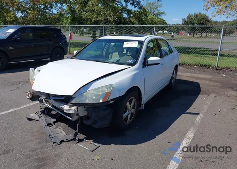 2005 Honda Accord 2.4 Ex from USA, damaged, VIN 1HGCM56765A043635